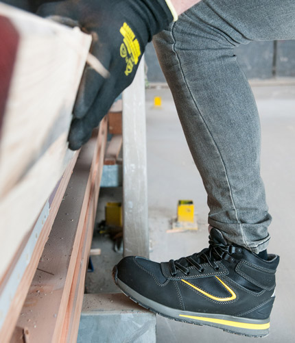 Comfortable footwear | Safety Jogger